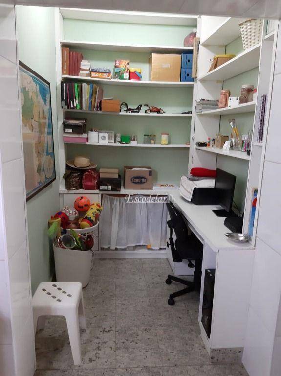 Sobrado à venda com 3 quartos, 200m² - Foto 19