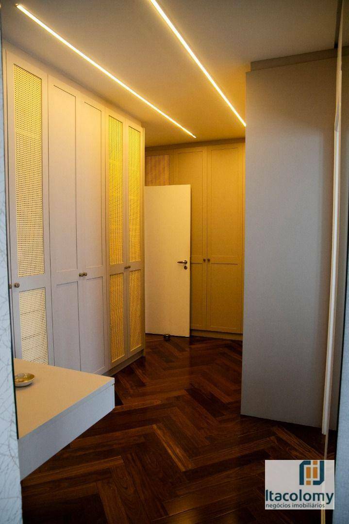 Apartamento à venda com 4 quartos, 281m² - Foto 6