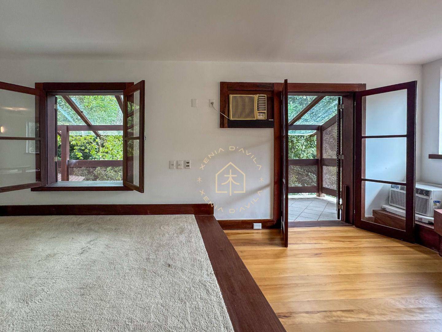 Casa de Condomínio à venda e aluguel com 3 quartos, 320m² - Foto 11