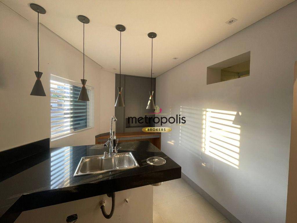Casa para alugar com 2 quartos, 150m² - Foto 13