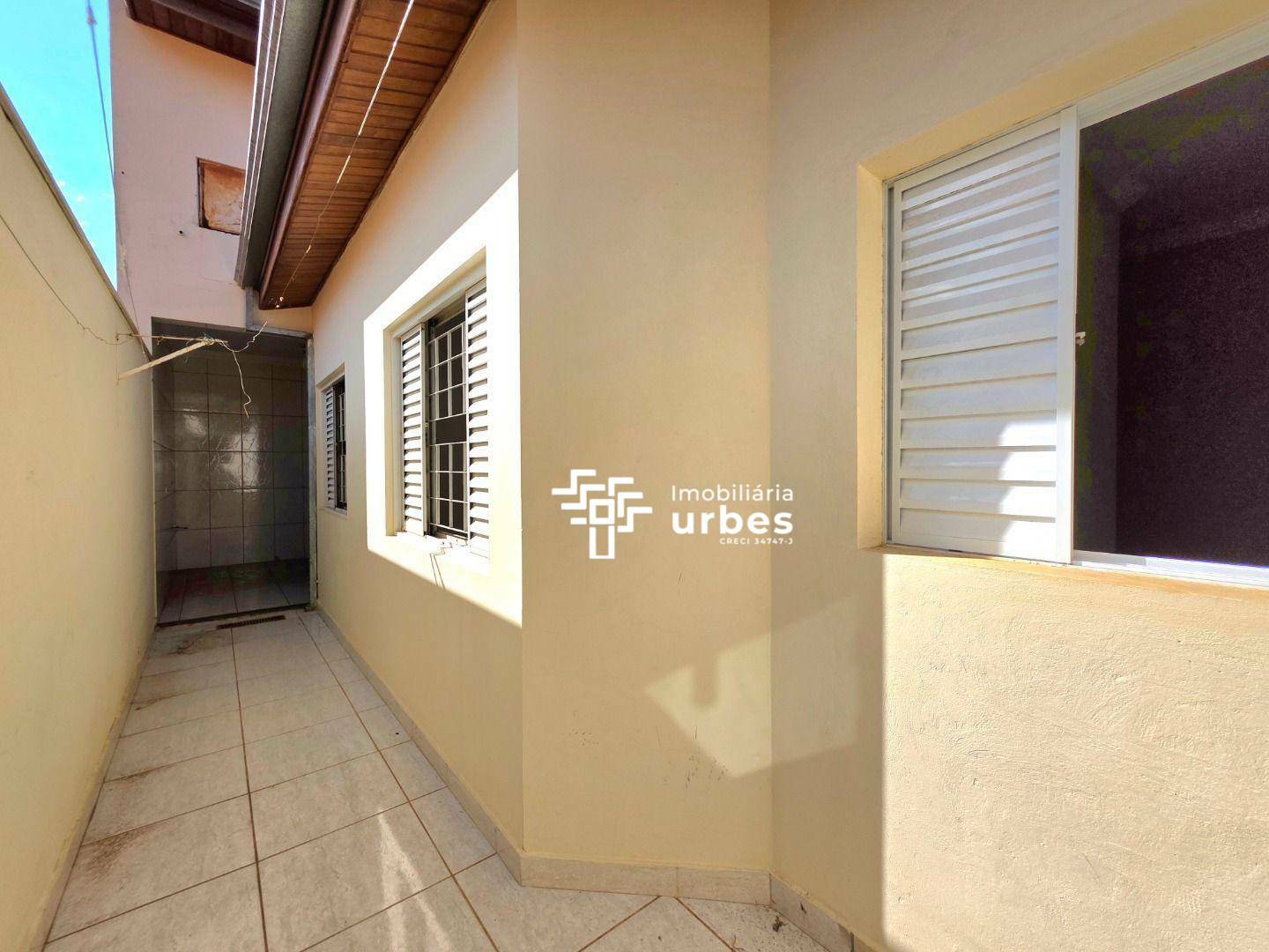 Casa à venda com 3 quartos, 109m² - Foto 11