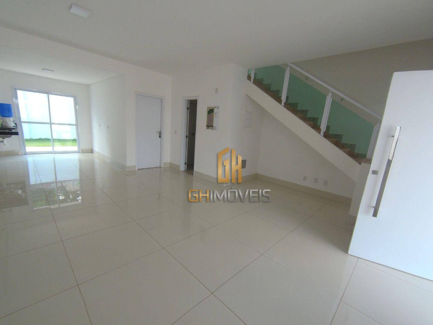 Sobrado à venda com 3 quartos, 135m² - Foto 2