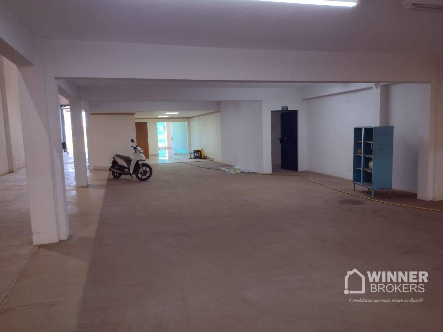 Depósito-Galpão-Armazém à venda, 698m² - Foto 16