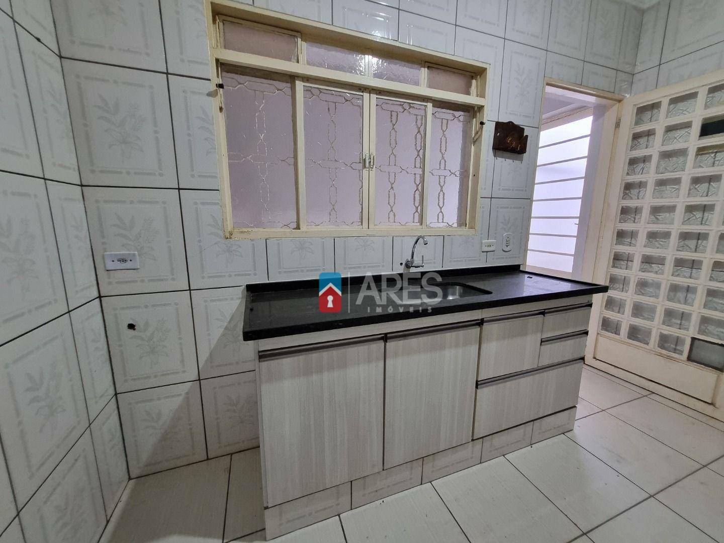 Casa à venda com 2 quartos, 126m² - Foto 12