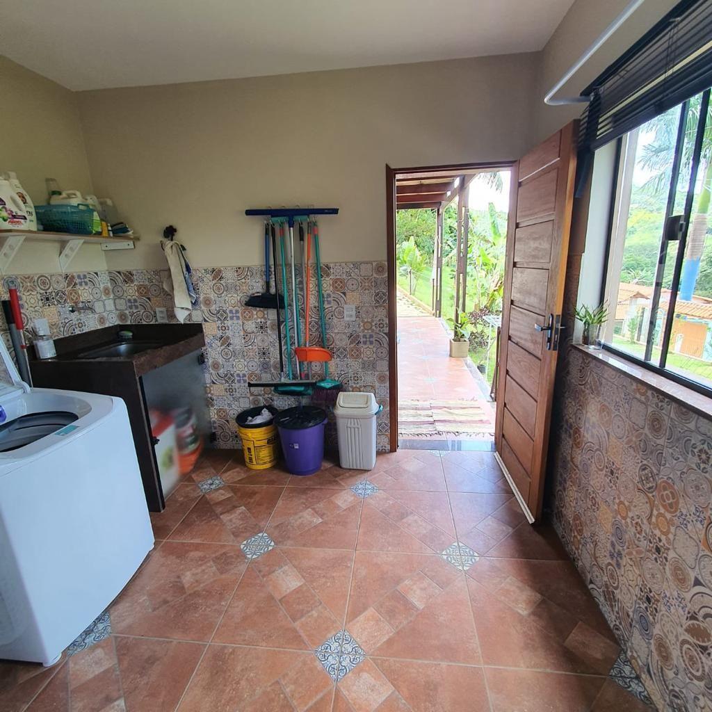 Casa à venda com 2 quartos, 780m² - Foto 2