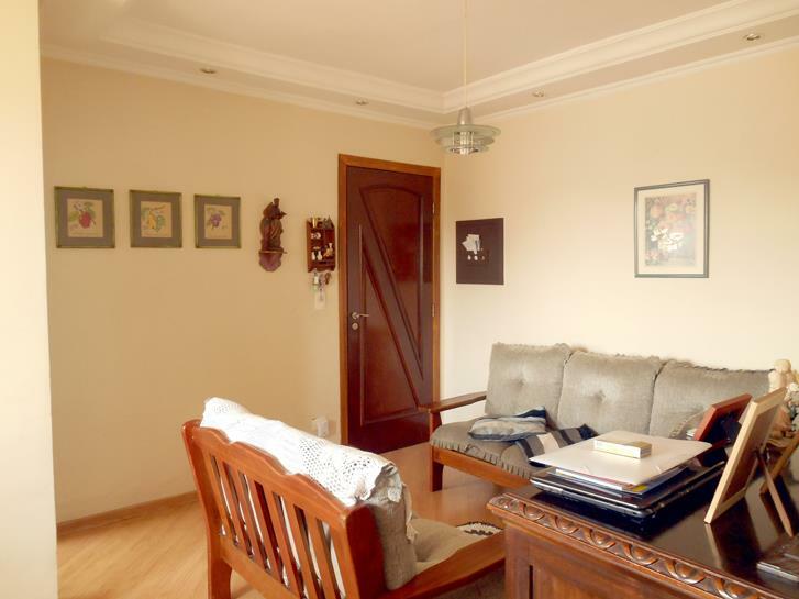 Apartamento à venda com 2 quartos, 60m² - Foto 4