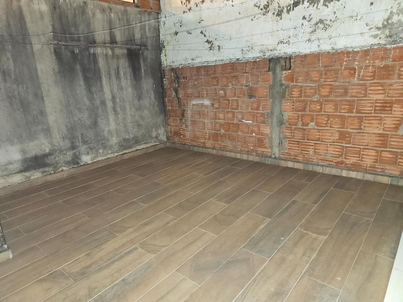 Casa à venda com 2 quartos, 100m² - Foto 4