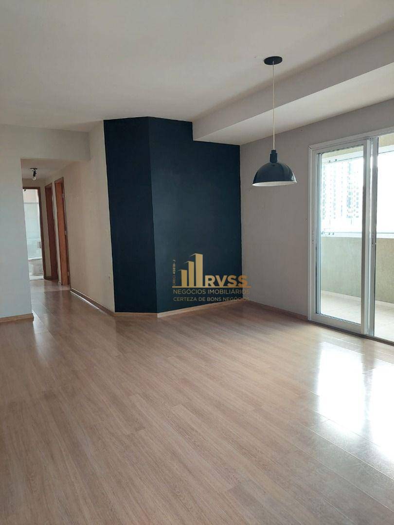 Apartamento à venda com 3 quartos, 109m² - Foto 1