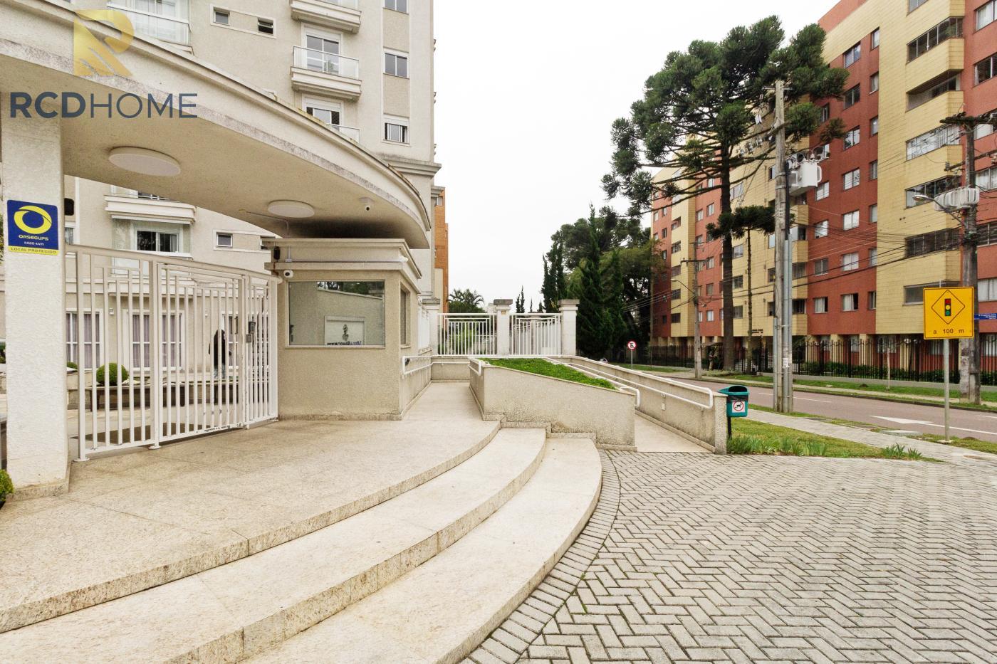 Apartamento à venda com 2 quartos, 66m² - Foto 2