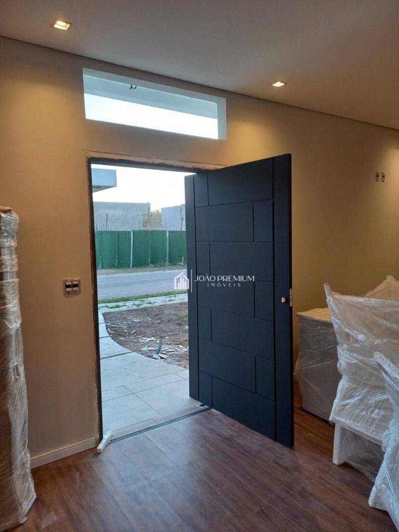 Casa de Condomínio à venda com 4 quartos, 280m² - Foto 3