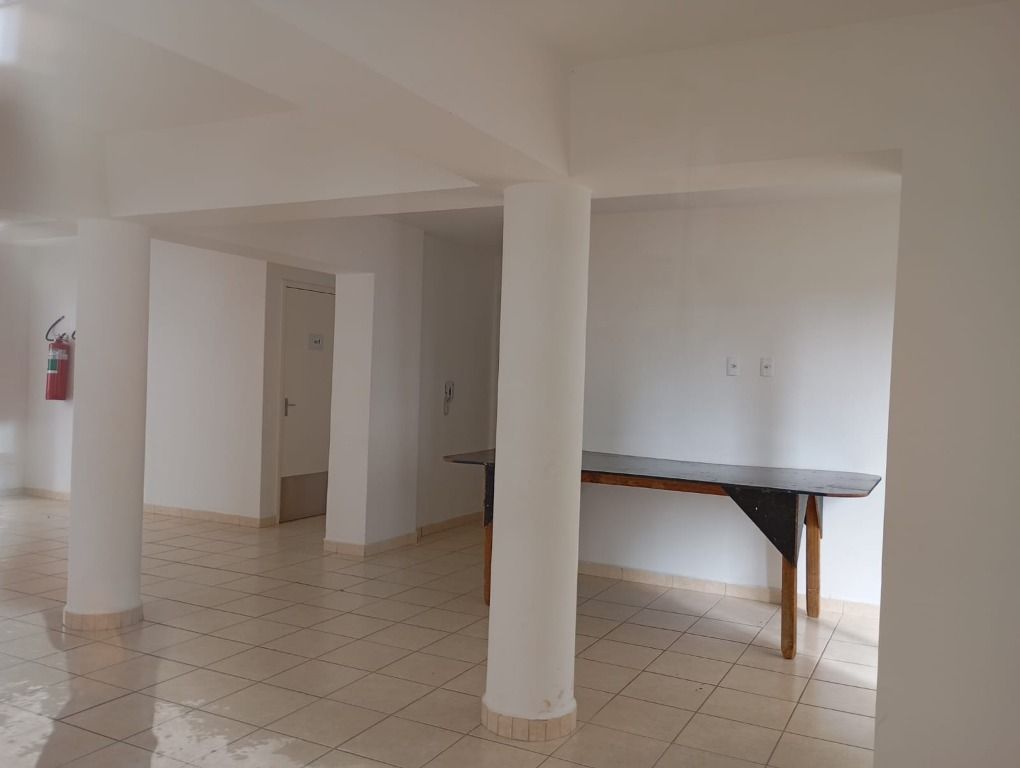 Apartamento à venda com 2 quartos, 42m² - Foto 22