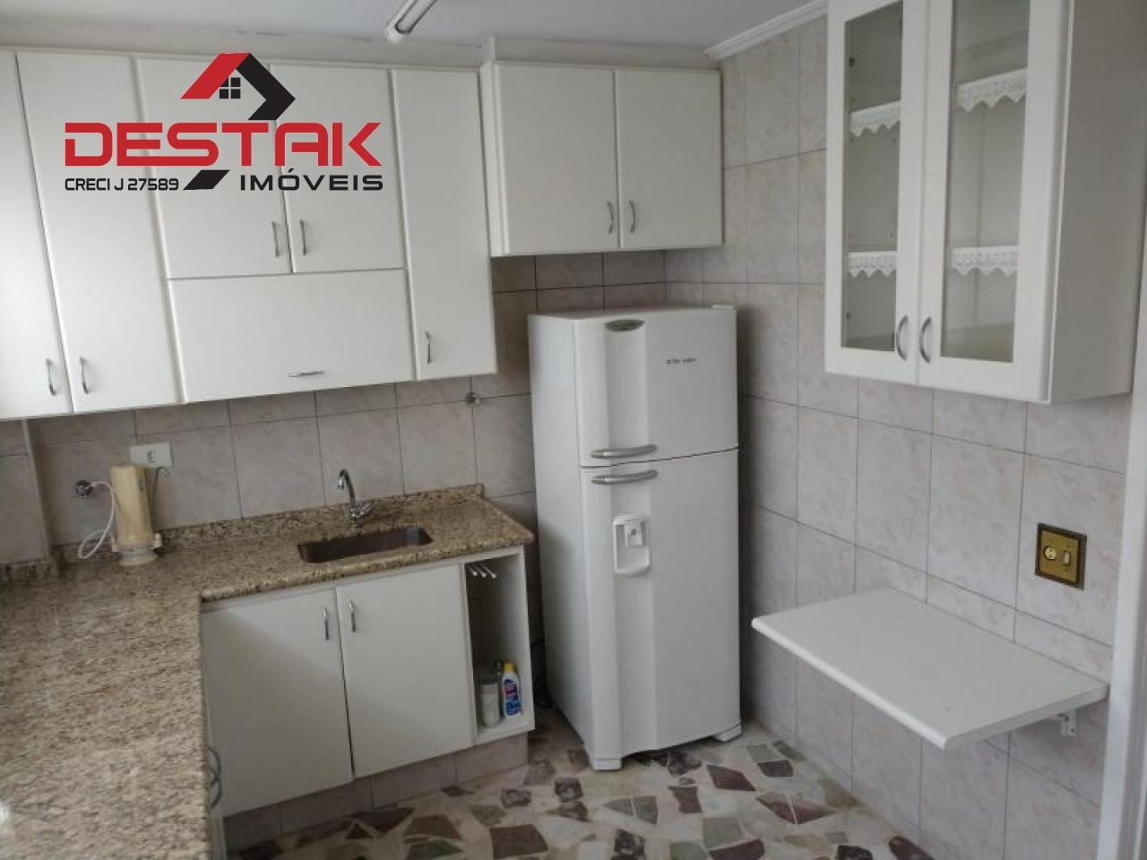 Apartamento para alugar com 3 quartos, 86m² - Foto 1