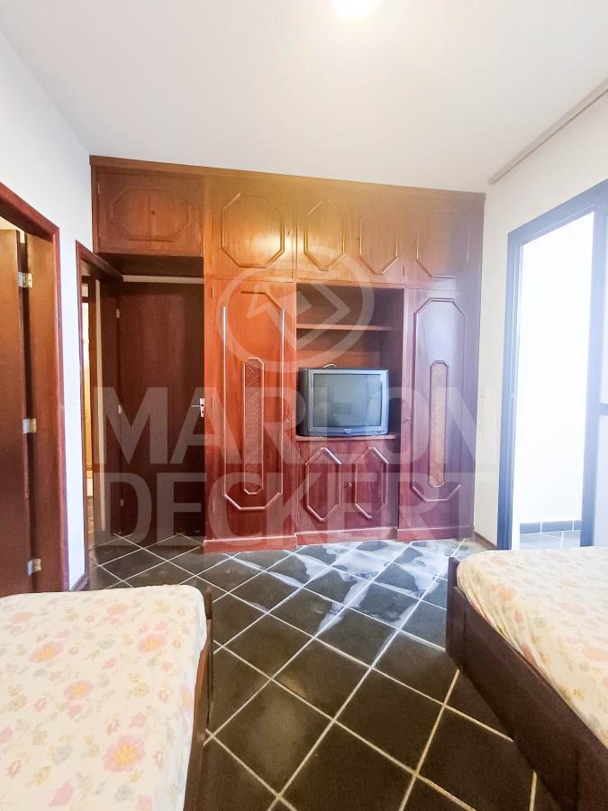 Apartamento à venda com 4 quartos, 188m² - Foto 14