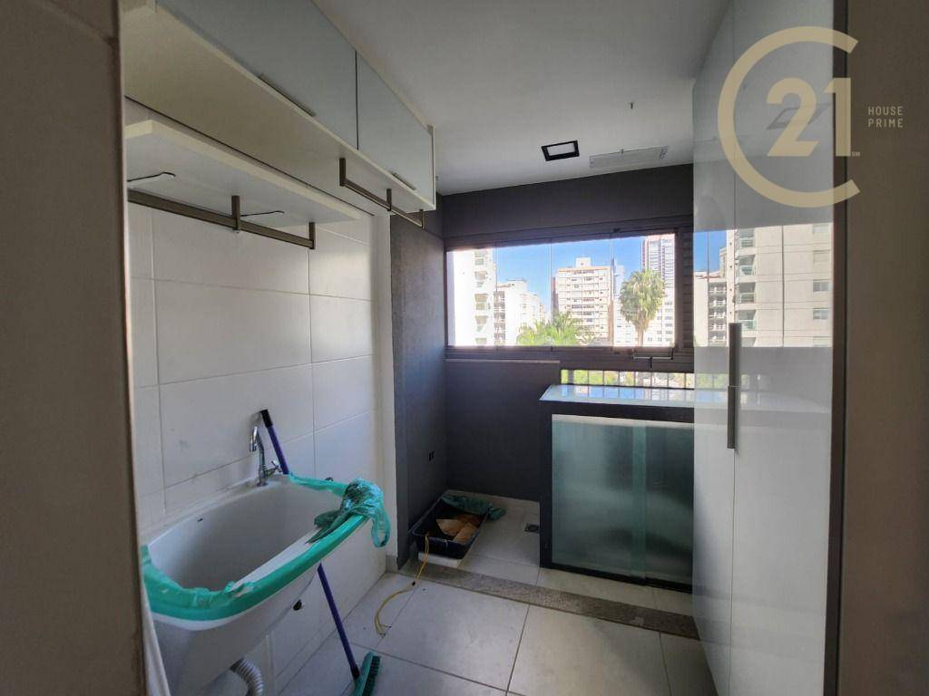 Apartamento à venda com 3 quartos, 162m² - Foto 23