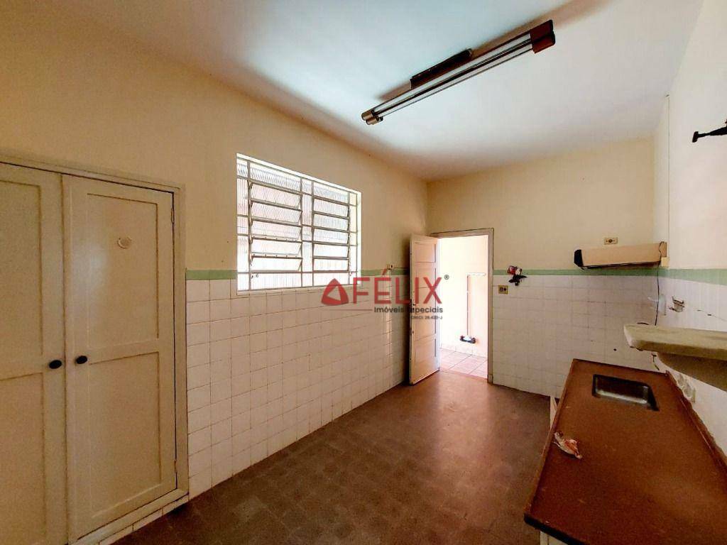 Casa à venda com 4 quartos, 146m² - Foto 9