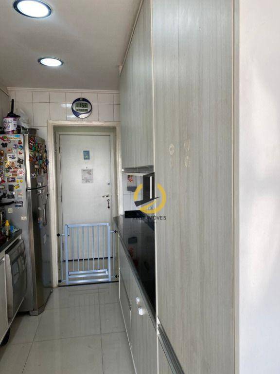 Apartamento à venda com 3 quartos, 94m² - Foto 30