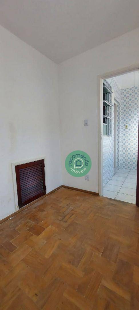 Apartamento à venda com 3 quartos, 113m² - Foto 15