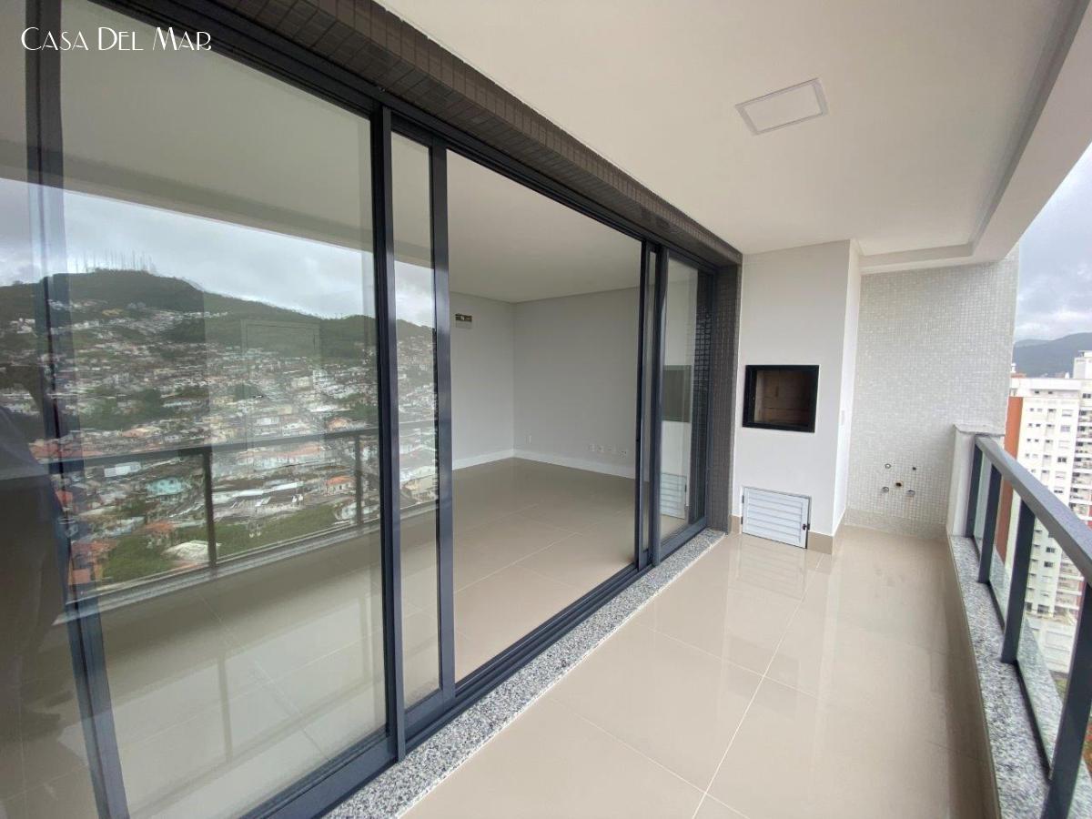 Apartamento à venda com 3 quartos, 123m² - Foto 5