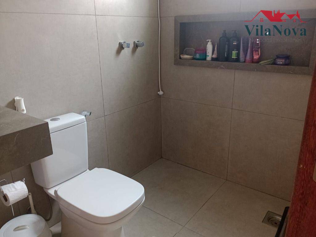 Casa à venda com 3 quartos, 199m² - Foto 12