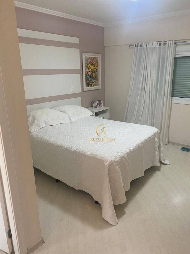 Apartamento à venda com 3 quartos, 208m² - Foto 33