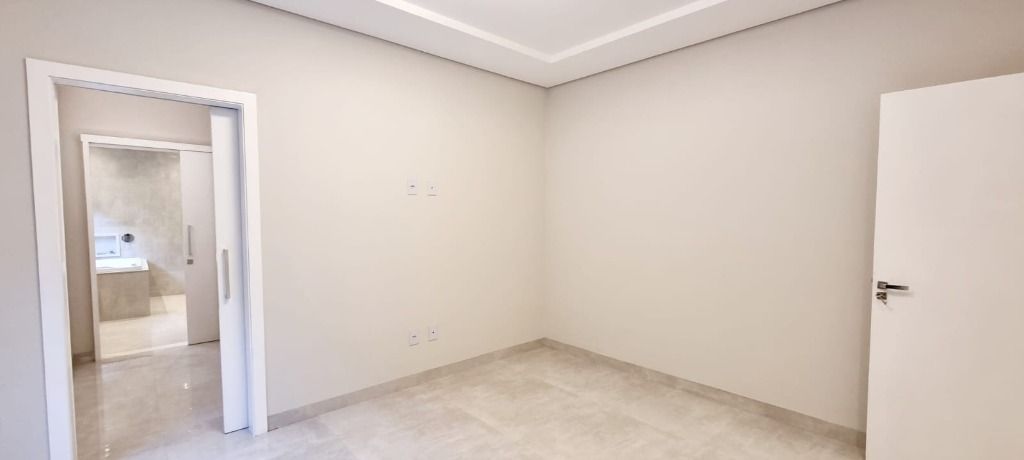 Casa de Condomínio à venda com 3 quartos, 203m² - Foto 21