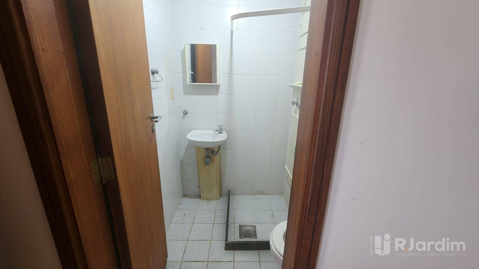 Apartamento para alugar com 3 quartos, 114m² - Foto 10