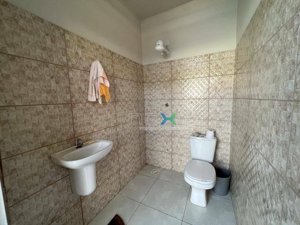 Casa à venda com 2 quartos, 187m² - Foto 17