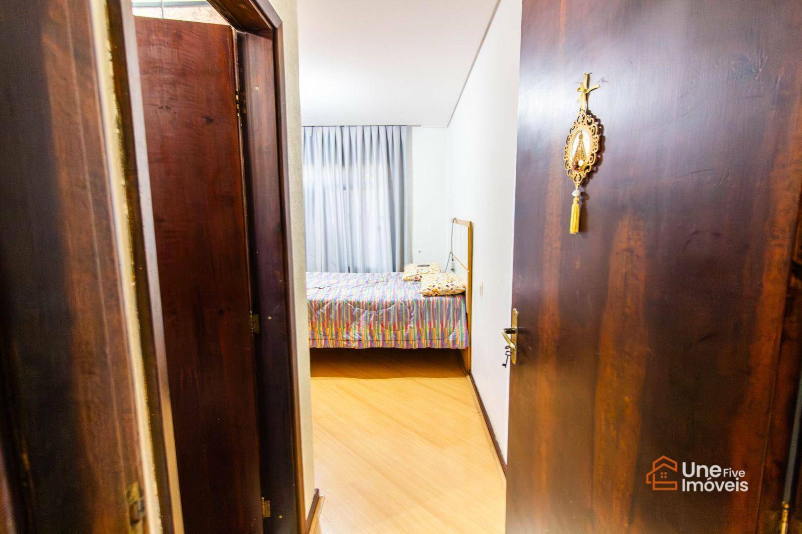 Casa, 3 quartos, 200 m² - Foto 12