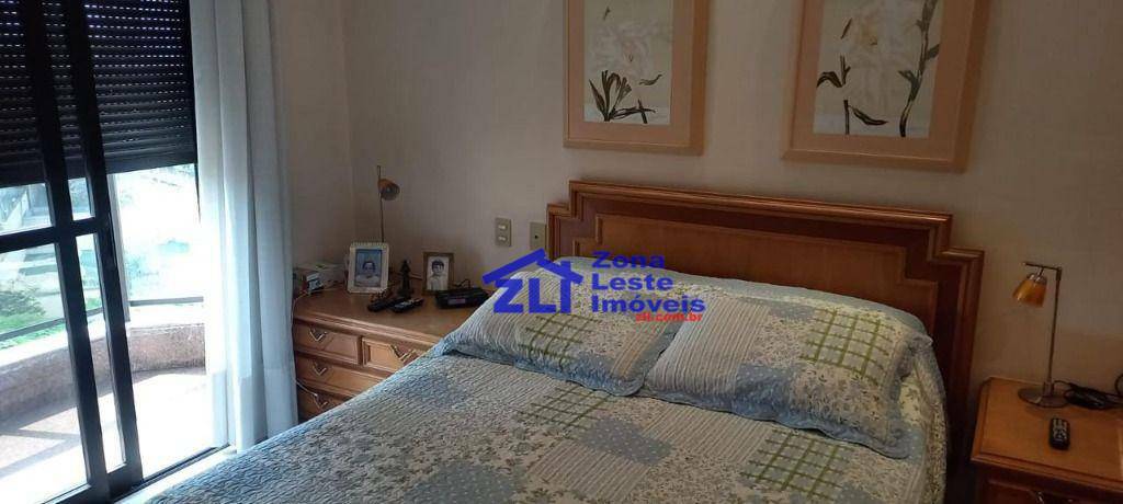 Apartamento à venda com 4 quartos, 189m² - Foto 13