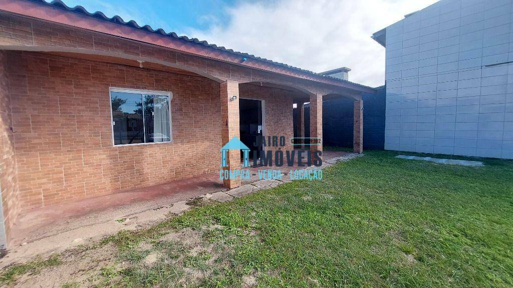 Casa à venda com 3 quartos, 96m² - Foto 4