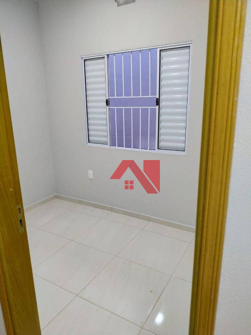 Casa à venda com 2 quartos, 56m² - Foto 12