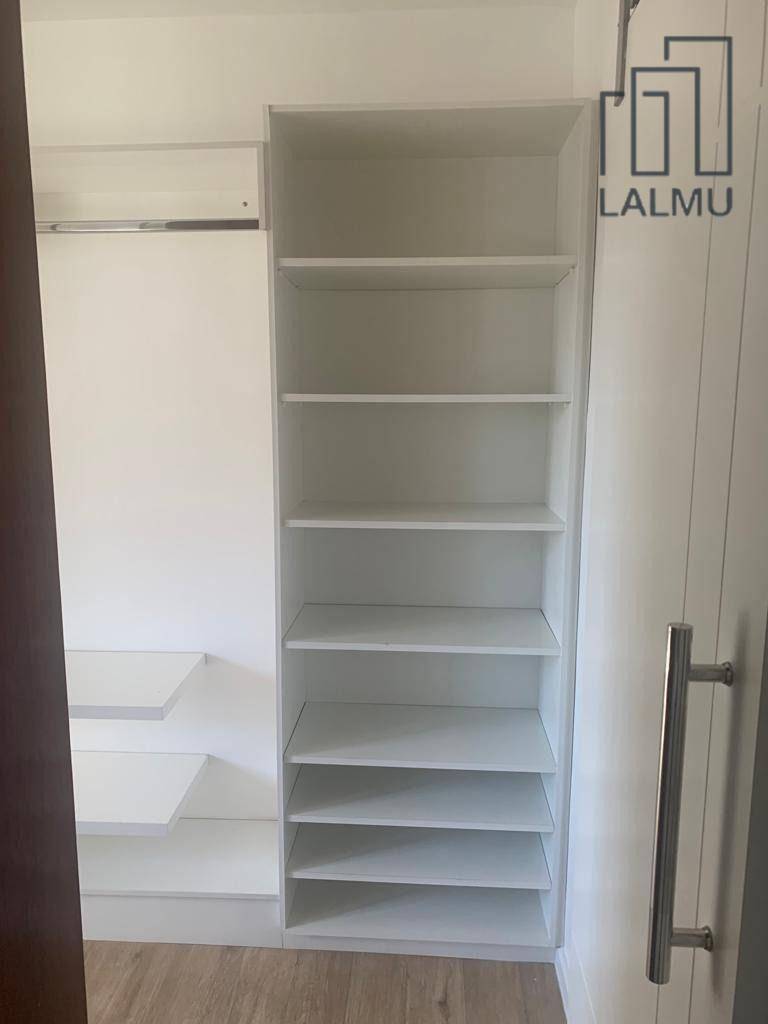 Apartamento para alugar com 3 quartos, 256m² - Foto 15