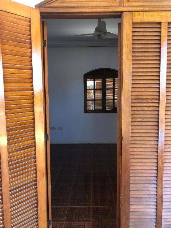 Chácara à venda com 3 quartos, 314m² - Foto 13