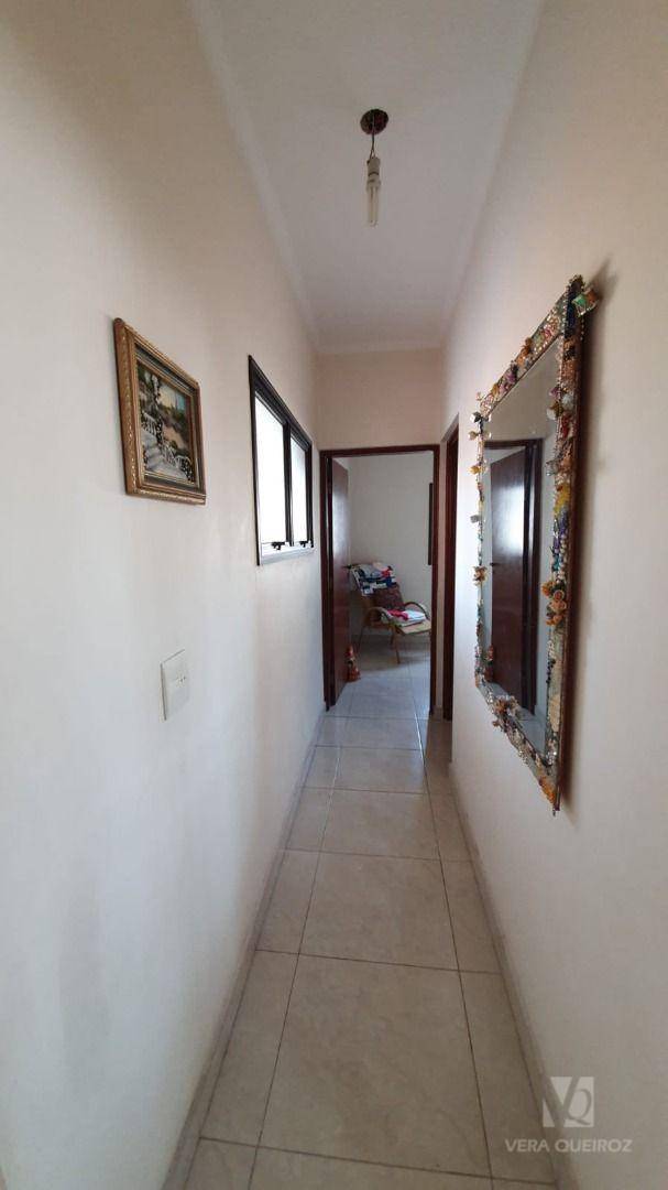 Casa à venda com 3 quartos, 225m² - Foto 24