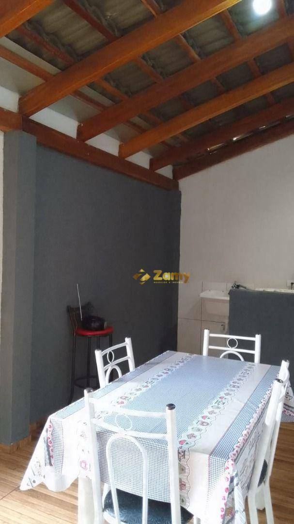 Casa à venda com 3 quartos, 100m² - Foto 7