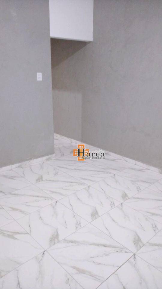 Casa à venda com 3 quartos, 170m² - Foto 1