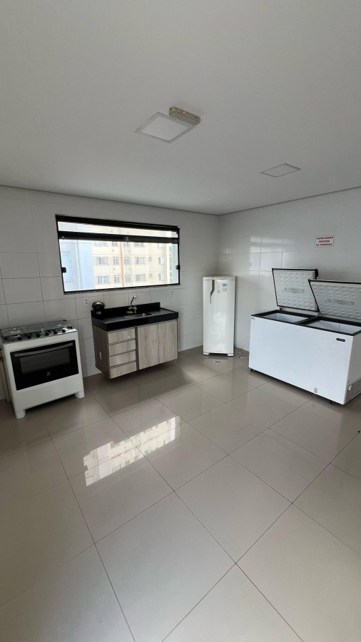 Apartamento à venda com 2 quartos, 45m² - Foto 27