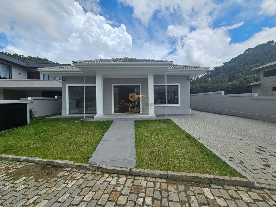 Casa de Condomínio à venda com 3 quartos, 375m² - Foto 1