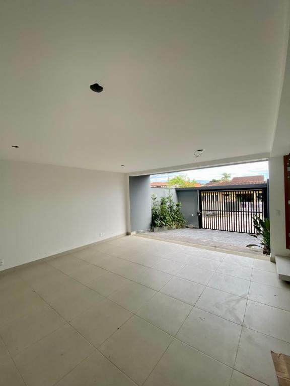 Sobrado à venda com 3 quartos, 177m² - Foto 4