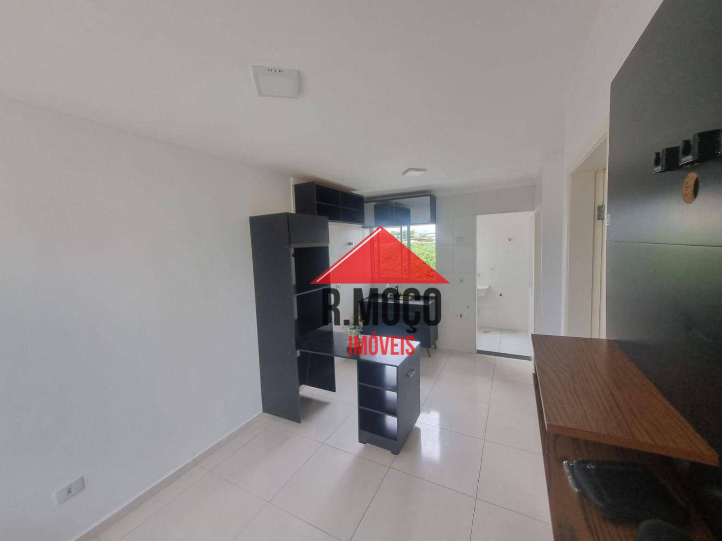 Apartamento para alugar com 2 quartos, 42m² - Foto 4