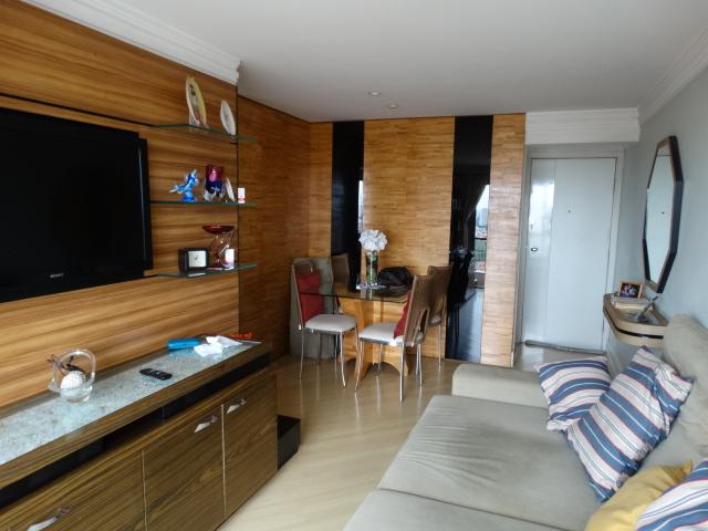 Apartamento à venda com 2 quartos, 58m² - Foto 2