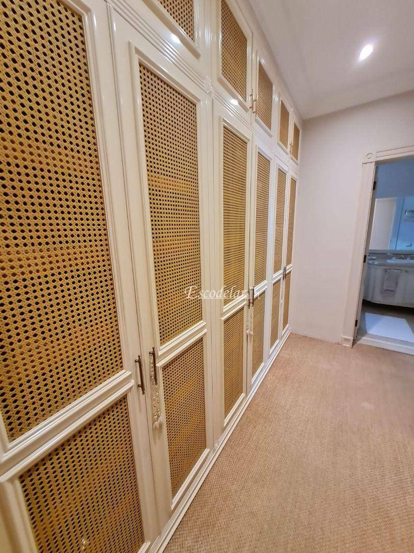 Apartamento para alugar com 4 quartos, 587m² - Foto 16