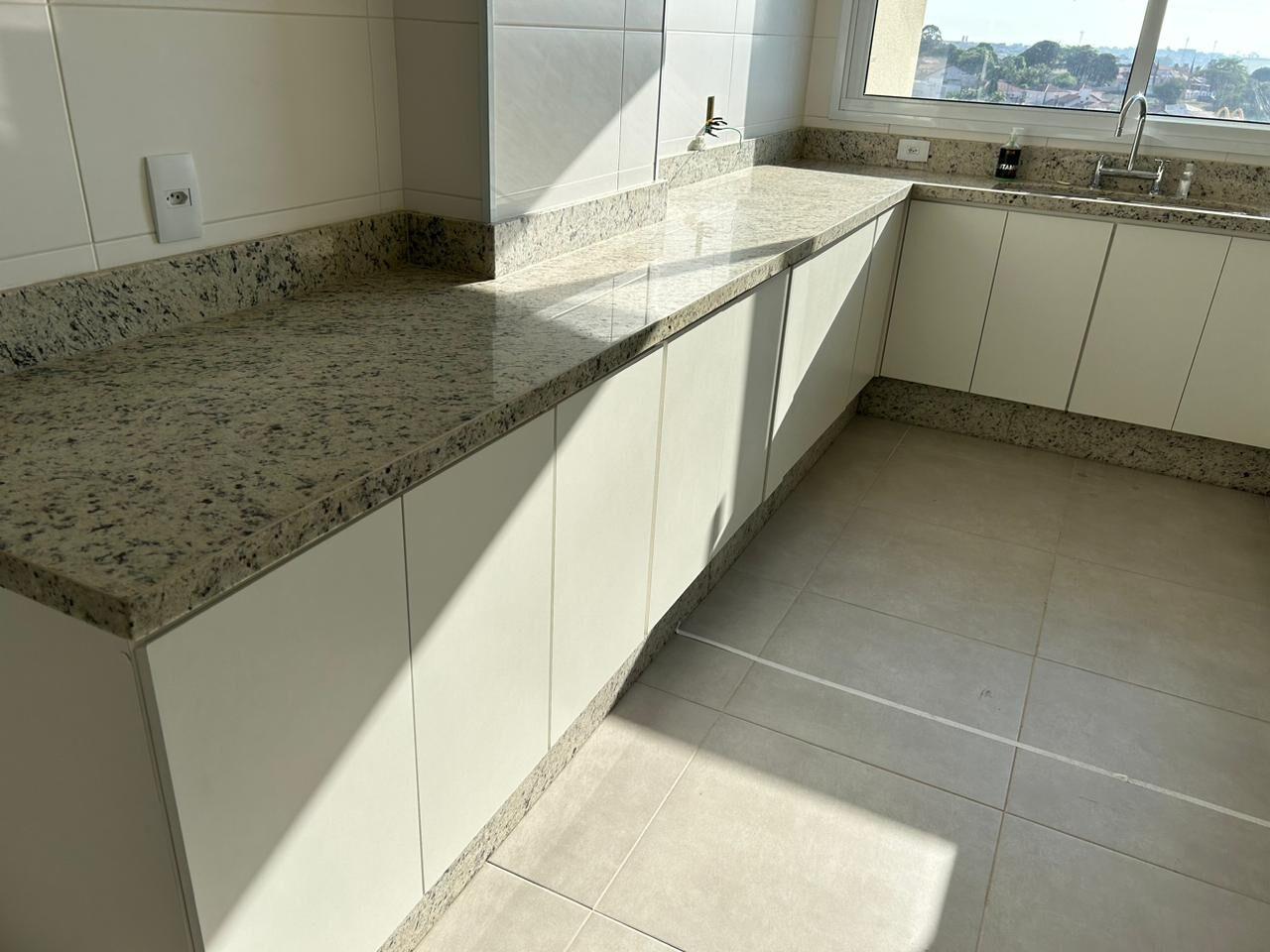 Apartamento à venda com 3 quartos, 162m² - Foto 1