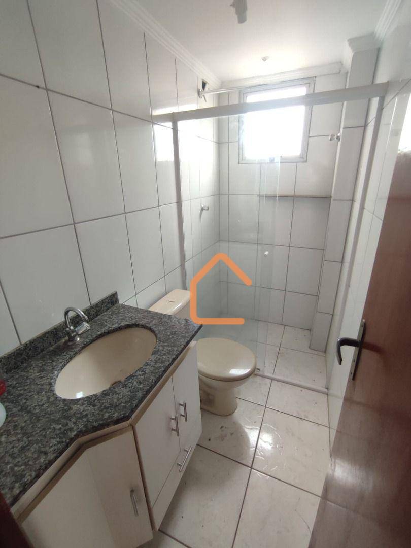 Apartamento à venda com 2 quartos, 68m² - Foto 5