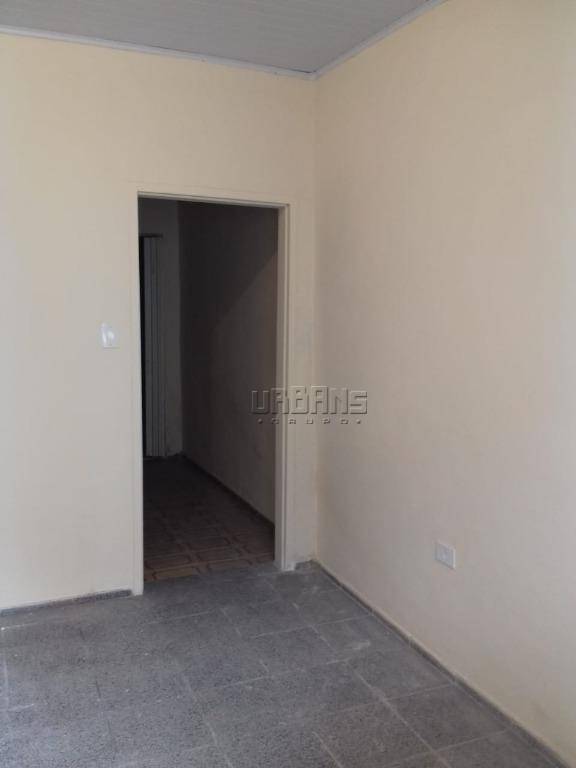 Casa para alugar com 2 quartos, 80m² - Foto 5