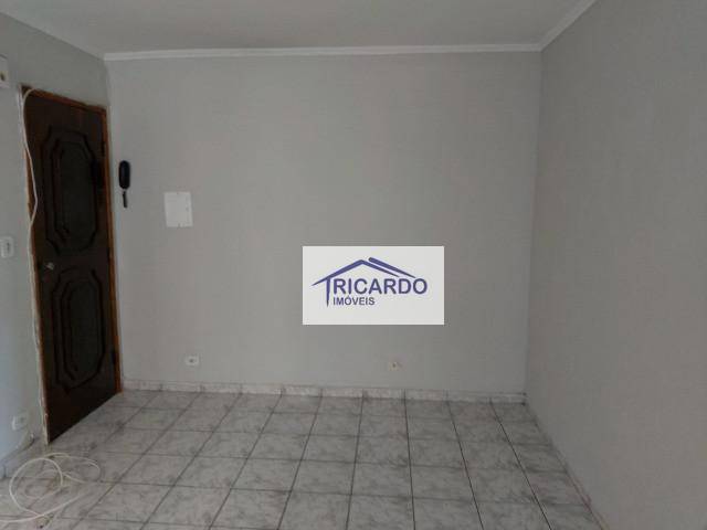 Apartamento à venda e aluguel com 2 quartos, 60m² - Foto 11