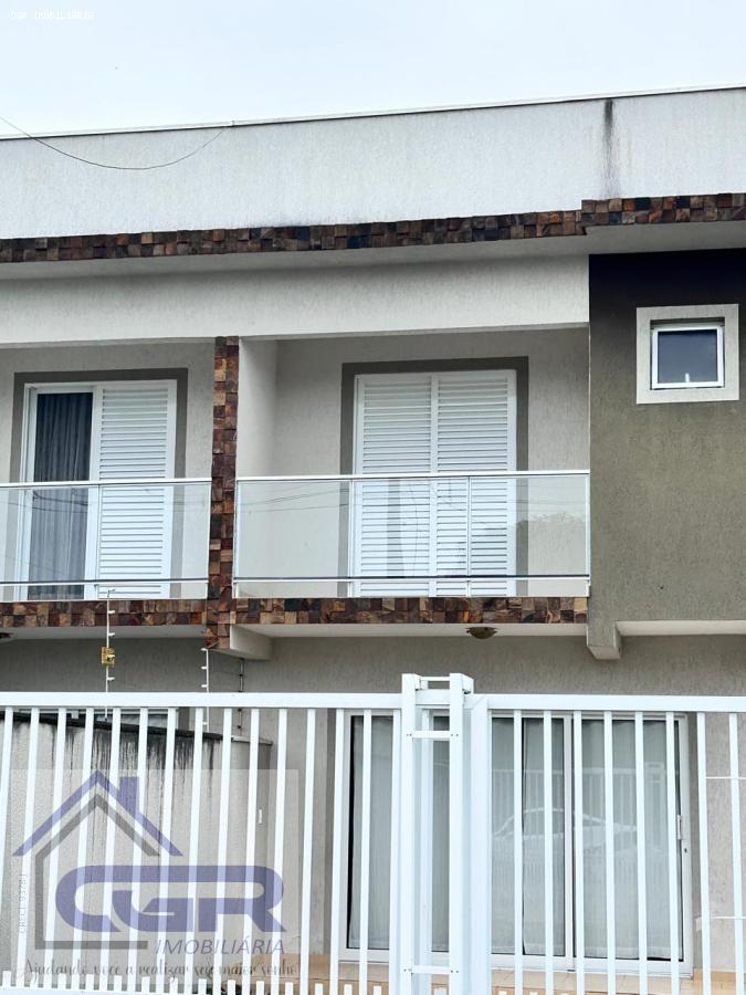 Sobrado à venda com 3 quartos, 105m² - Foto 1