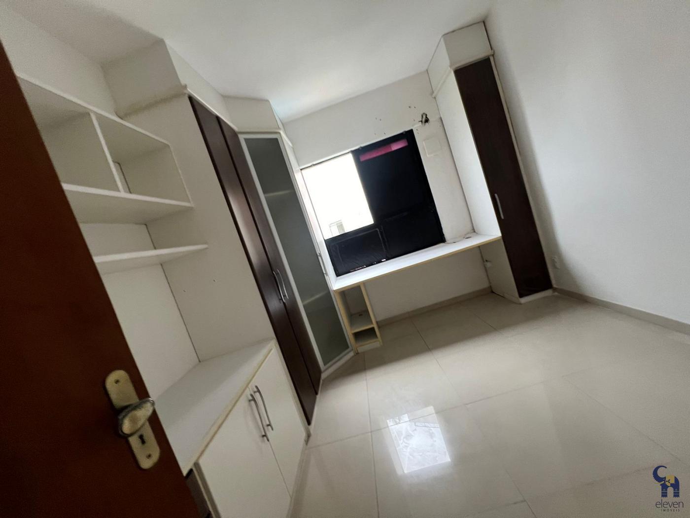 Apartamento à venda com 2 quartos, 62m² - Foto 5