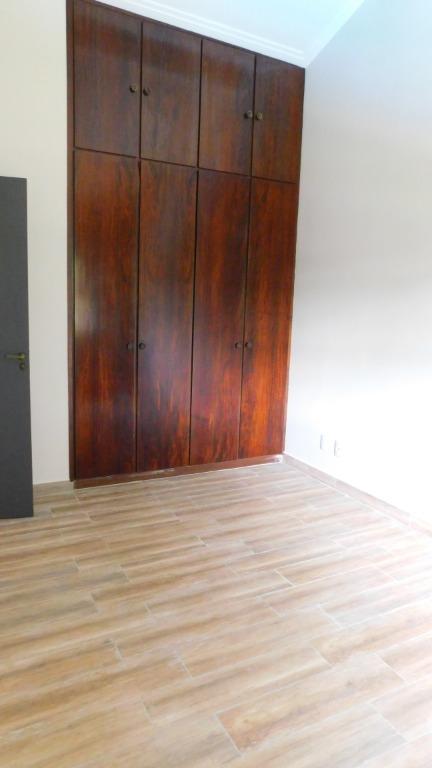 Casa de Condomínio para alugar com 3 quartos, 250m² - Foto 22