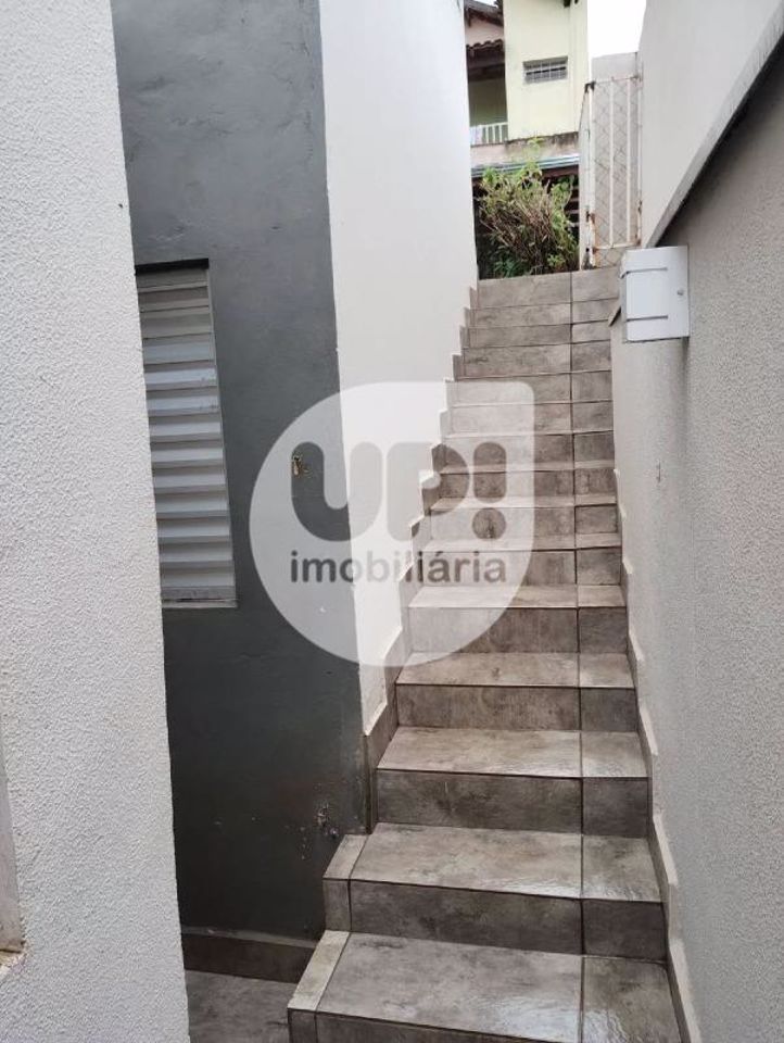 Casa à venda com 2 quartos, 107m² - Foto 3